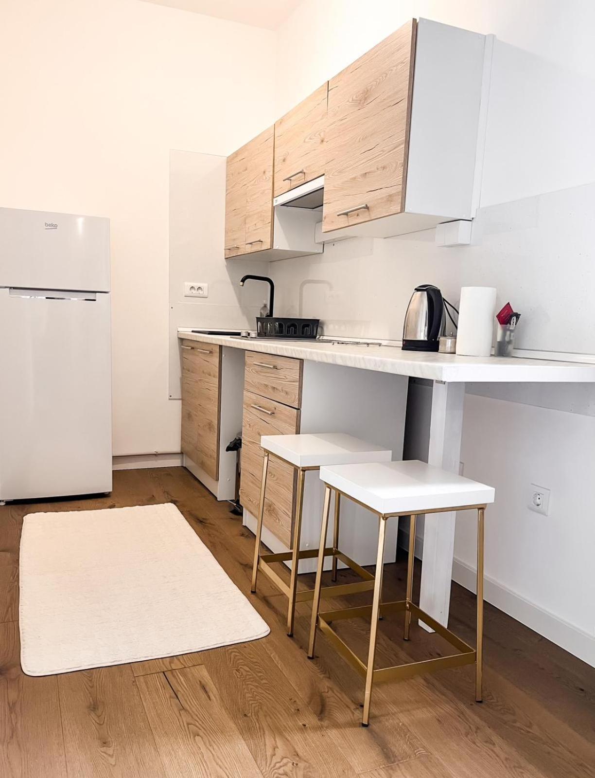 Apartment Snowhite